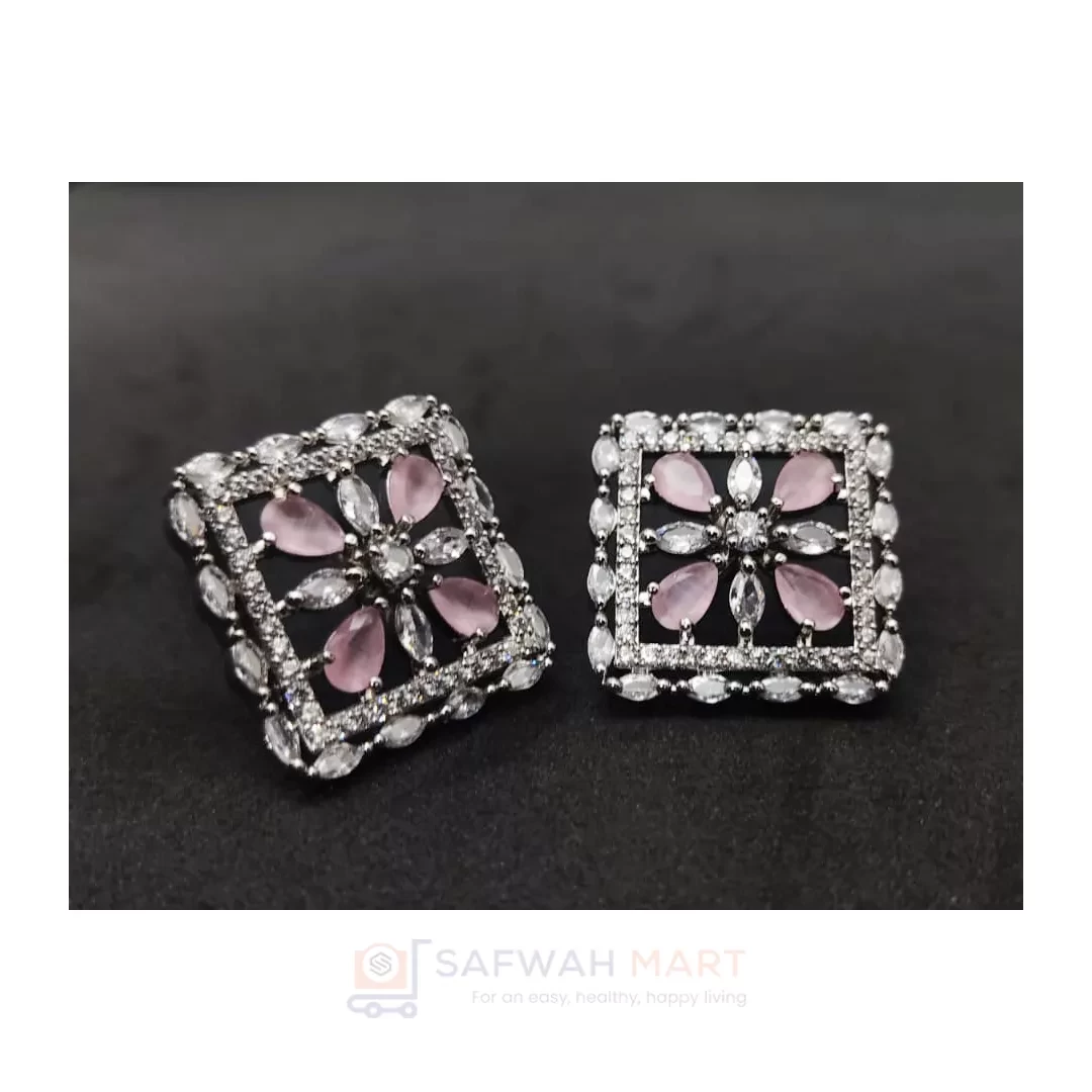 Ear Top Flower in Square (White Pink)